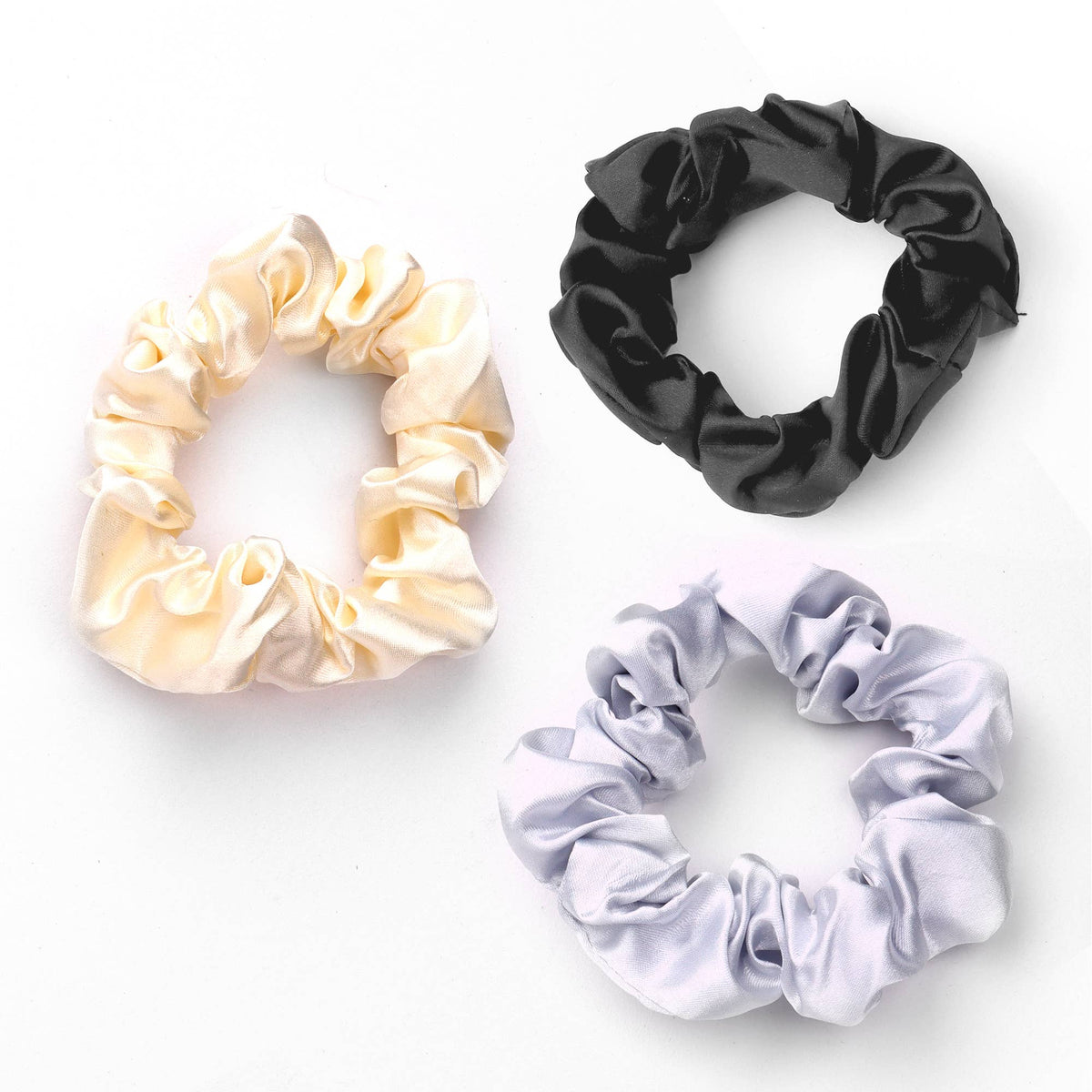 Myga scrunchies – 3 st. i silver, vitt och svart