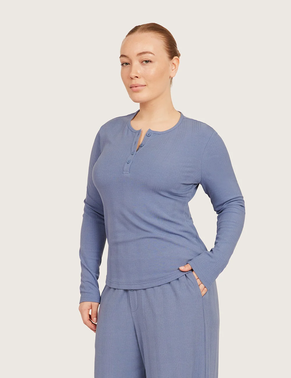 AiraRib™ langærmet Henley-top – Steel Blue – billede 9