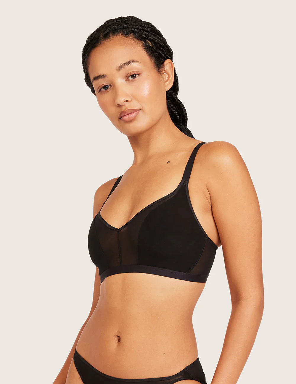 Boody FreeMesh Crop BH i sort set skråt forfra