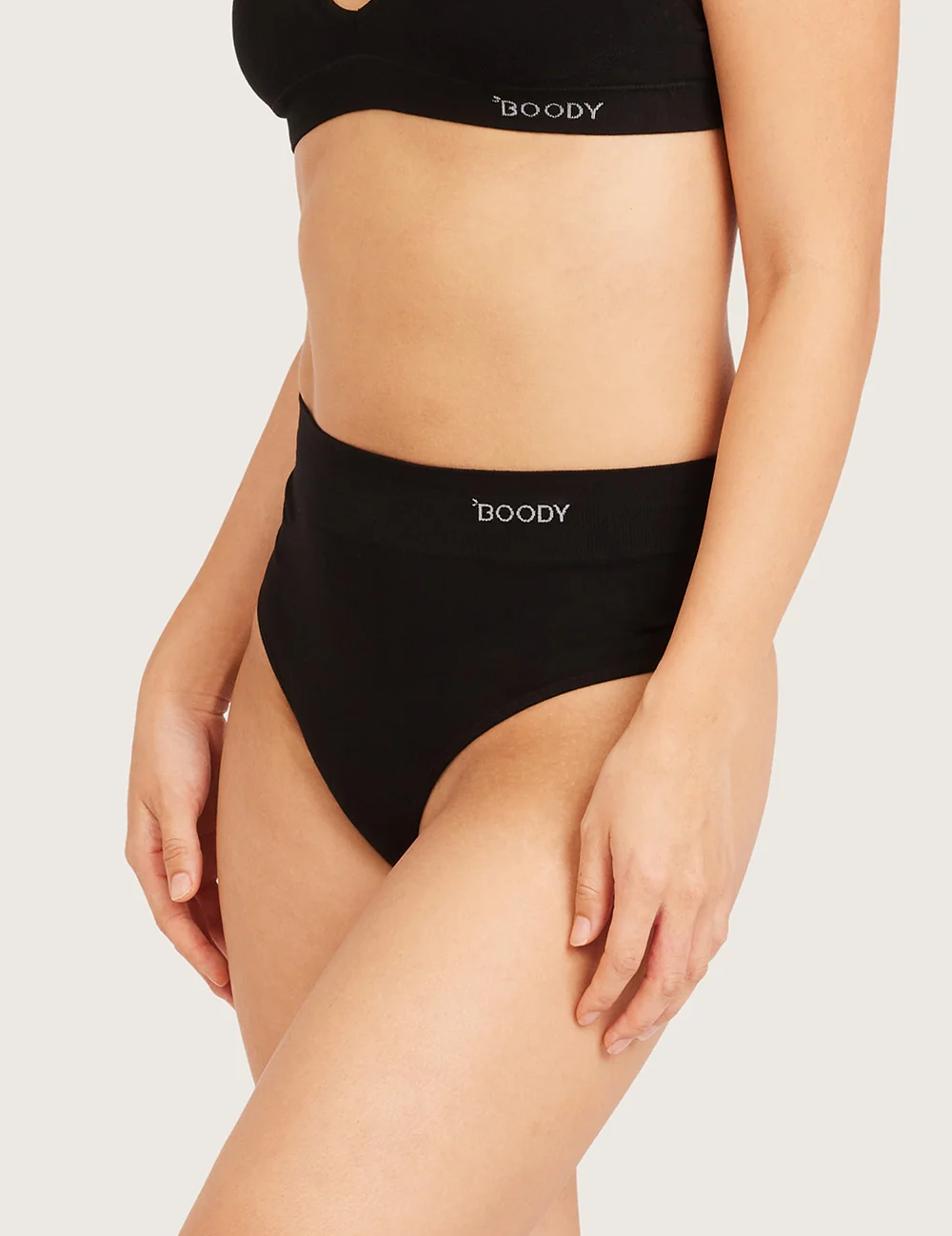 Bambu högmidjad stringtrosa – Svart
