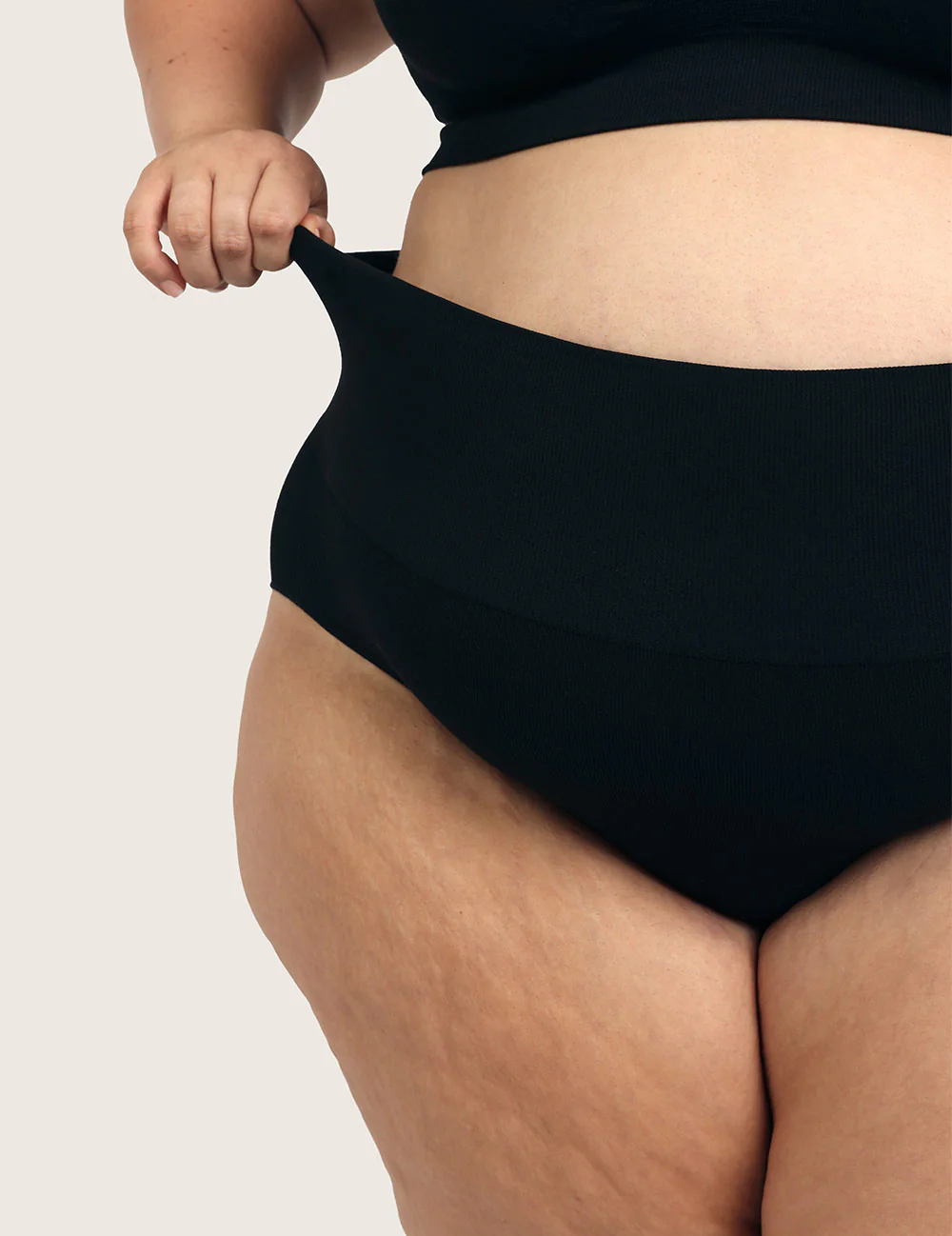 Shaper High Cut Full Briefs – Svart